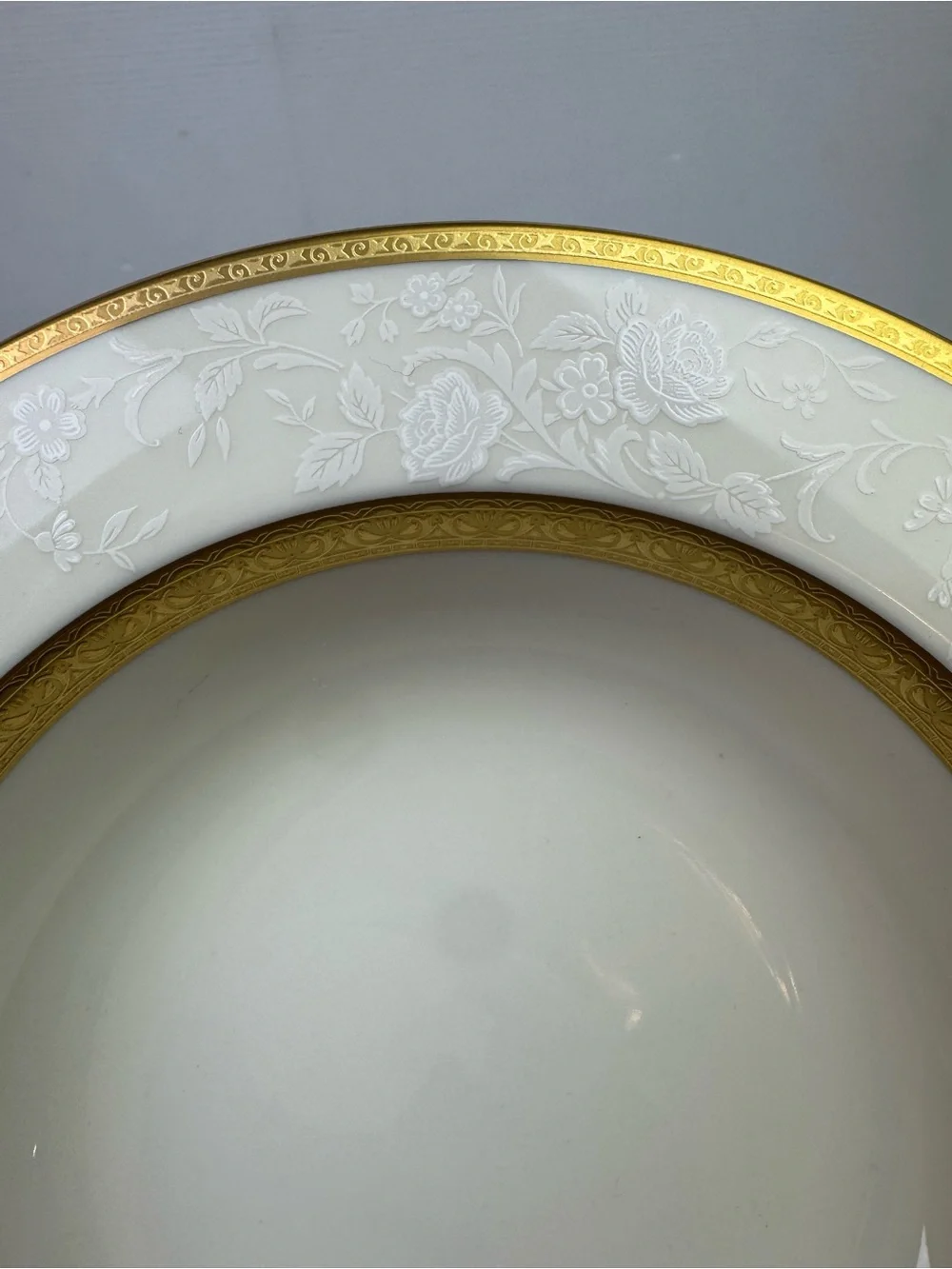 Lot Of 4 Mikasa Antique Lace Fruit Dessert Bowls 7” L5531 Japan Discontinued Ivo